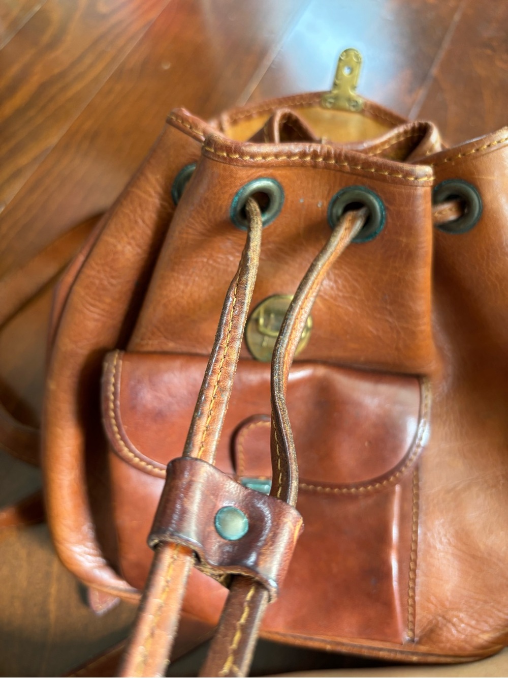 Vintage La Sella Roma Italian Leather Small Backpack Satchel, Drawstring Flap - Picture 10 of 16